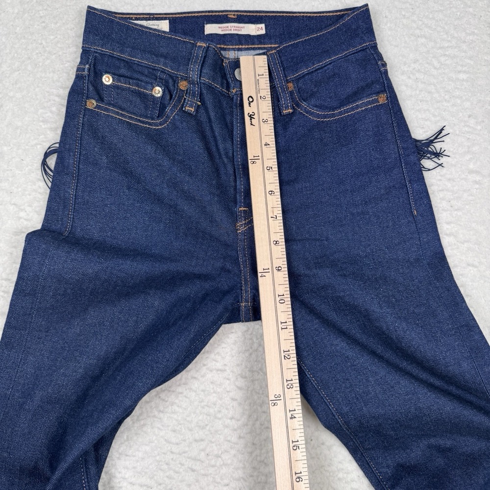 Levis Premium Wedgie Straight Jeans Womens 24 Fringe Pockets Blue‎ Denim 24x26 - Picture 8 of 12